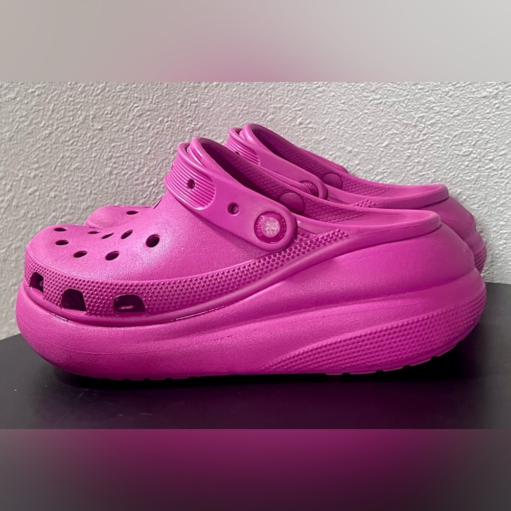 LIKE NEW CROCS Classic Crush Clog Unisex Shoes Platform Casual Comfy Chunky